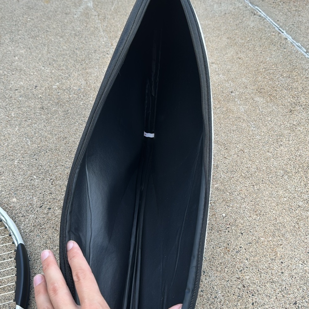 Wilson Tennis Racket - Picture 11 of 15